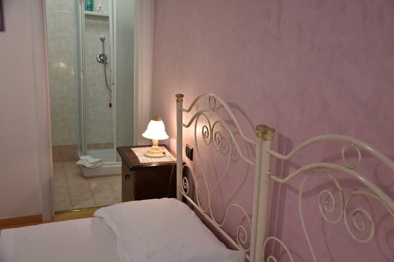 אסקולי פיצ'נו Il Ciclamino Bed And Breakfast מראה חיצוני תמונה