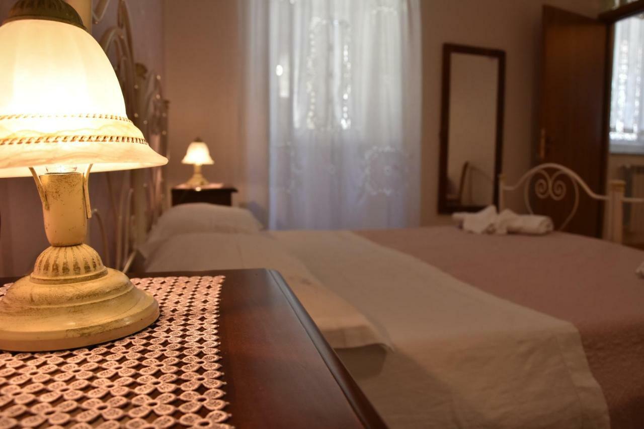 אסקולי פיצ'נו Il Ciclamino Bed And Breakfast מראה חיצוני תמונה